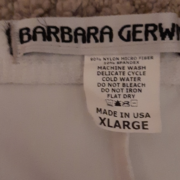 Capri Pants - Picture 2 of 2